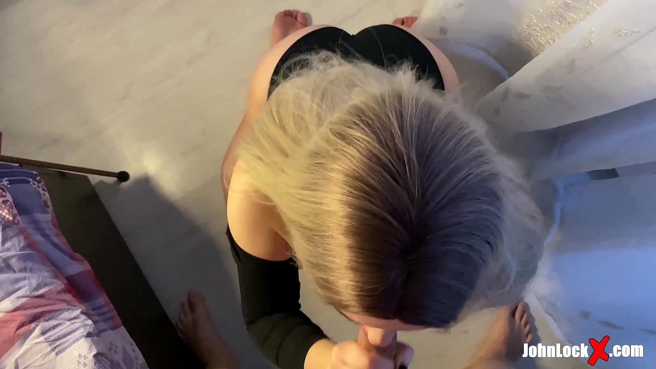 Կարմրահեր ծծում է Դիկին և ծծում, հետույքի վերջում